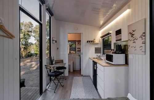 Howes Creek House | Summer Lea 1 by Tiny Away