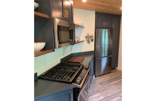 Cape Porpoise Cottage | Summer Sale. A Few Prime Weeks Still Available. Exclusive Waterfront Cottage.