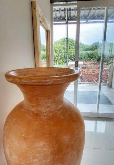 Watukarung House | Summerfield Homestay and Cafe