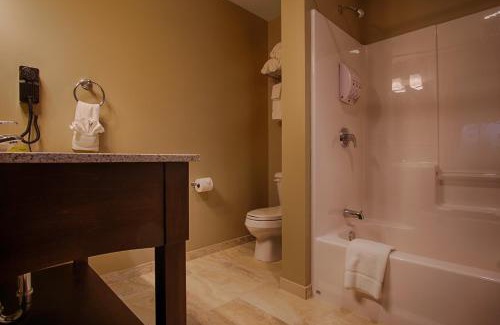 Stowe Area Hotel | Sun & Ski Inn and Suites