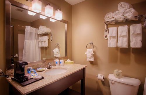 Stowe Area Hotel | Sun & Ski Inn and Suites