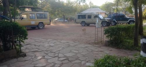 Mto wa Mbu Hotel | Sunbright Lodge & Campsite