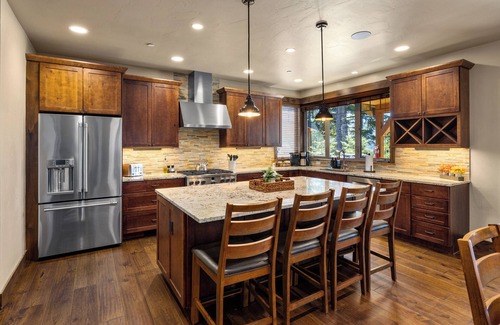 Roslyn House | Suncadia Sunset Lodge on River Ridge