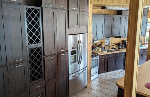 Edson Bed & Breakfast | Sundance Country Lodge B&B