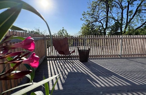 Buttelstedt Apartment | SunDeck Apartment