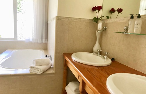 Fresnaye House | Sundown Manor Guest House