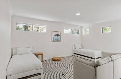 Quindalup House | Sundrift: Tranquil Retreat with Spectacular Views