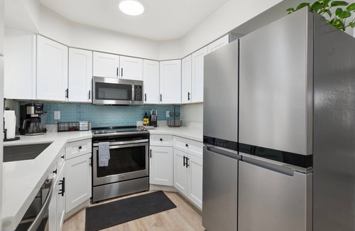 East Mesa House | Sunfit Dreams | 3BD, BBQ, Pool & Fitness