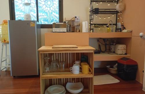 Haad Yao House | Sunflower Cottage Tracy Island Had Yao Bay