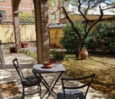 San Quirico d'Orcia Apartment | Sunflower