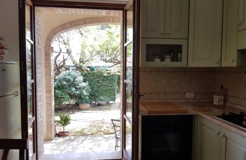 San Quirico d'Orcia Apartment | Sunflower