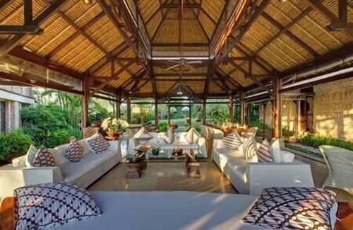 Pererenan Villa | Sungai Tinggi Beach Villa by Elite Havens