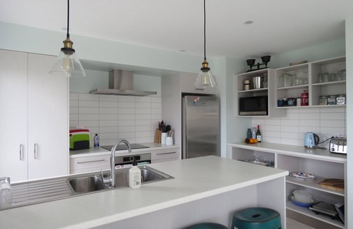 Coopers Beach House | Sunkissed Sands- A Hop Skip and A Jump to Coopers Beach