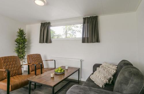 Lochem Ski Chalet | Sunlit Chalet by the Pond