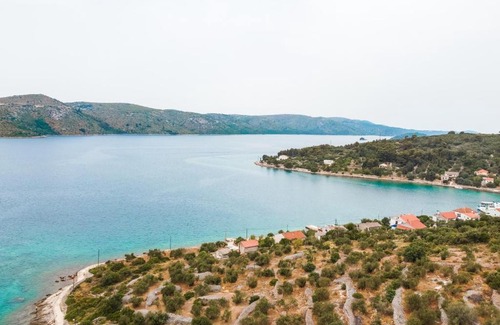 Rava Apartment | Sunny Apartment Stella