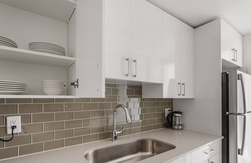 Back Bay Apartment | Sunny Back Bay 1BR w/W/D nr Newbury St, by Blueground