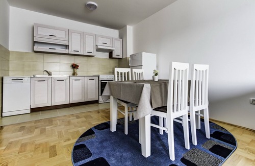 Tomicici Apartment | Sunny Bay Apartments With Balcony and Sea View