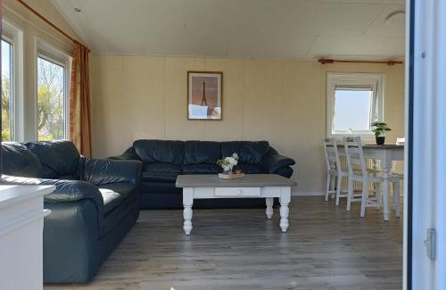 Berkhout Ski Chalet | Sunny Chalet near Amsterdam at Camping Venhop