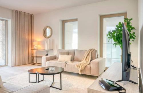 Ostend Apartment | Sunny Seaview Sanctuary in Ostend w Parking