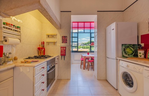 Sao Jose Apartment | Sunny, spacious, very homely apartment in the heart of Lisbon