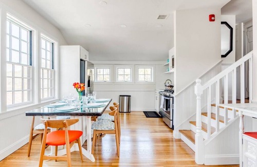 Westport Apartment | Sunny Westport 2 BR Retreat above Historic Mill