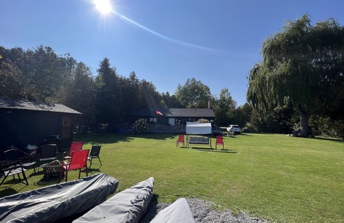 Kawartha Lakes Cottage | Sunrise net on Pigeon Lake 4 season cottage