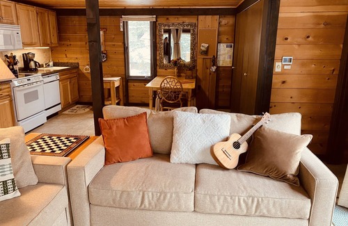 Sunriver Cabin | Sunriver Cabin in Great Location near River and Village