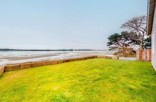 Coos Bay House | Sunset Beach House