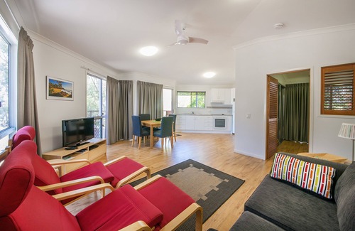 Seventeen Seventy Apartment | Sunset Cabins 1770