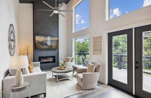 Chalet Village North House | Sunset Chalet cabin