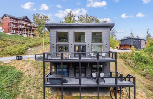 Chalet Village North House | Sunset Chalet cabin