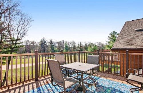 Arkdale Apartment | Sunset Condominiums: Castle Rock Retreat