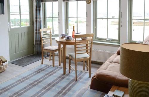 Portmahomack House | Sunset Cottage