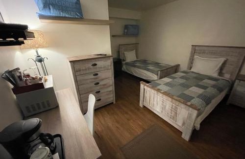 Cache Creek Hotel | Sunset Motel