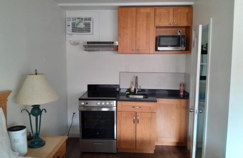 Cache Creek Hotel | Sunset Motel