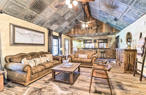 Sunset House | Sunset Ranch with Pool and Hot Tub on 29 Acres!