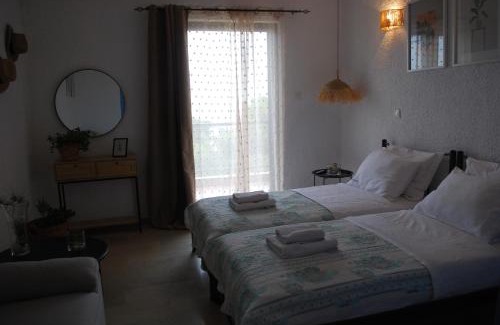 Agia Marina Apartment | Sunset Rooms