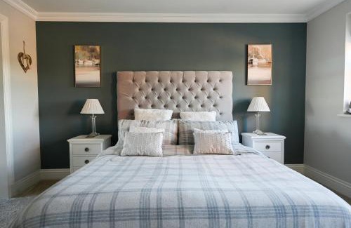 Kirkby on Bain House | Sunset View at The Dovecote