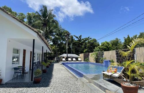 Palauig Resort | Sunset Villas Pool Villa 1