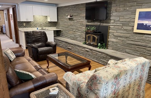 Maryland Apartment | Sunset Waters -Goodyear Lake - hot tub, swimming ,fishing. paddle sports