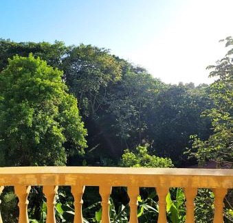 West End Apartment | Sunset Waves