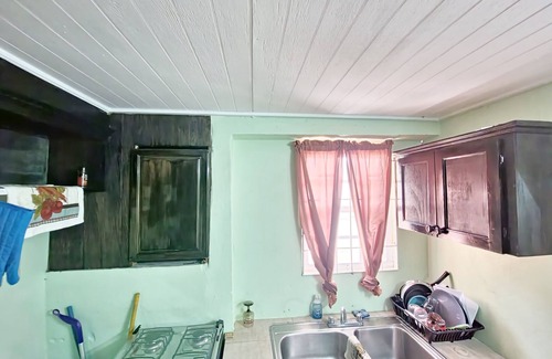 Calivigny House | Sunshine Avenue Treasure Suite A luxurious home away from home with every stay.