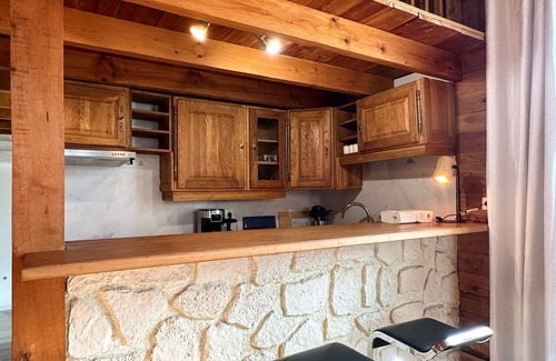 Bagneux Apartment | Sunshine House/with private yard/150m to Metro