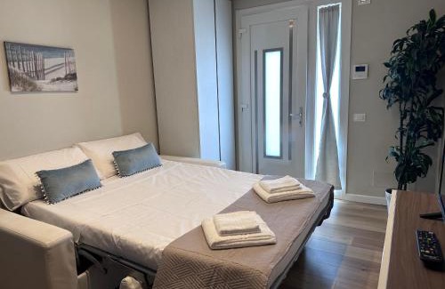 Marzocca Apartment | Sunshine Suite