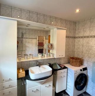 Rosenbach Apartment | SUP CoTtAgE gArDeN