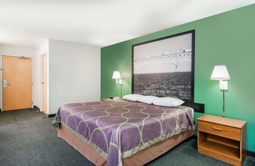 Hagerstown Hotel | Super 8 by Wyndham Hagerstown/Halfway Area