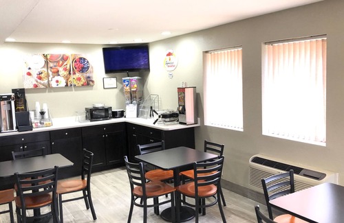 Natchitoches Hotel | Super 8 by Wyndham Natchitoches