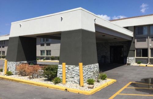 Hazel Crest Hotel | Super 8 by Wyndham South Holland