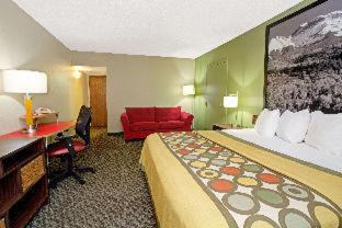 Kipling Hotel | Super 8 by Wyndham Wheat Ridge/Denver West