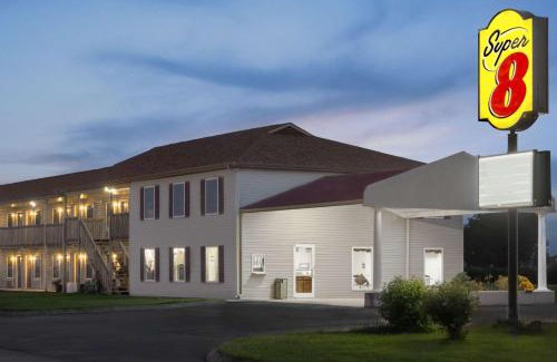 Whiteville Hotel | Super 8 by Wyndham Whiteville